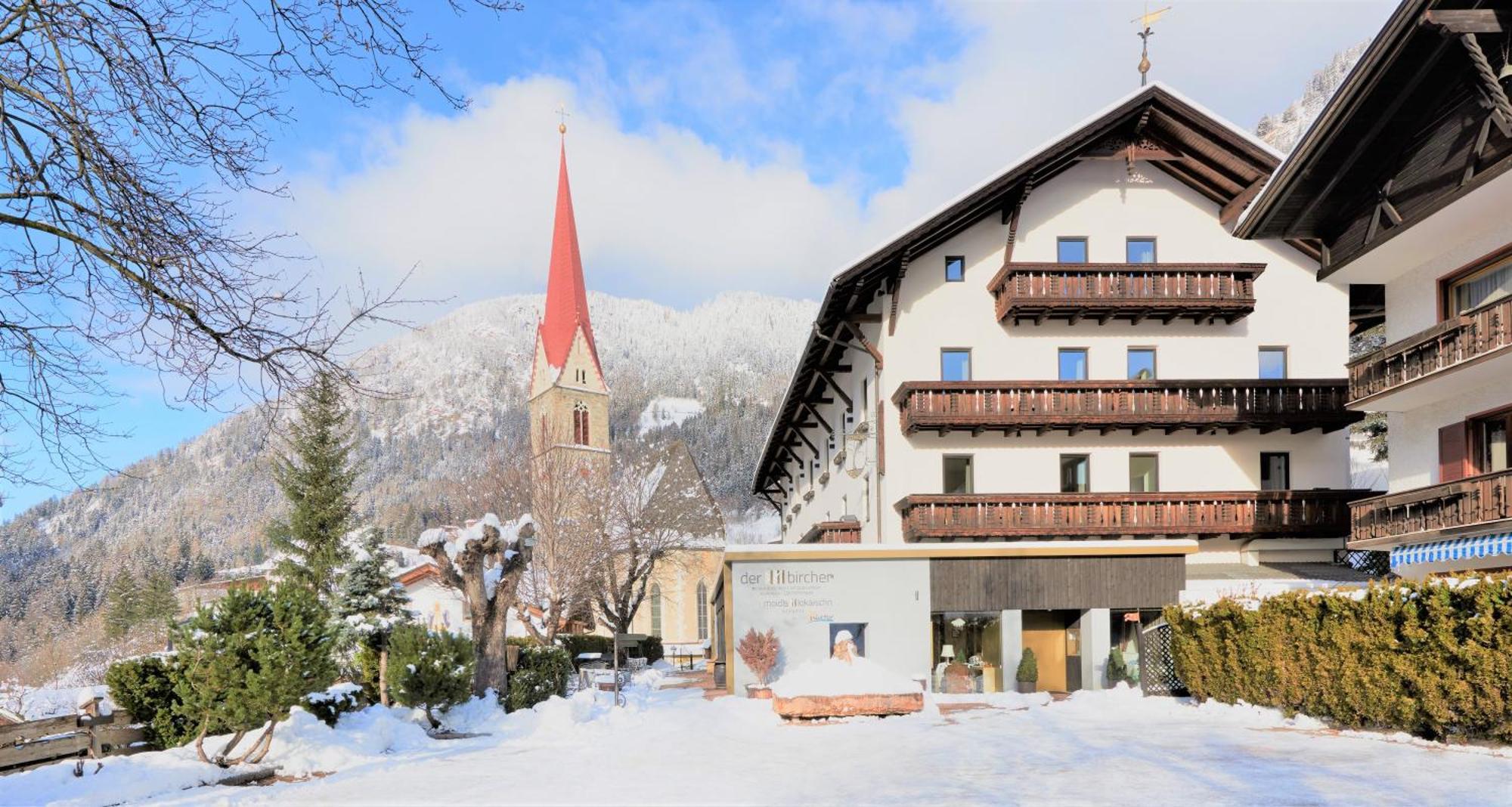 Historic Bircher Near Sterzing Aparthotel Campo di Trens